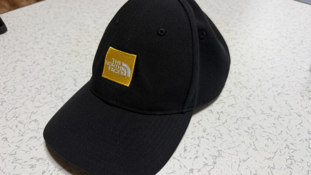 north face スクエアロゴキャップ