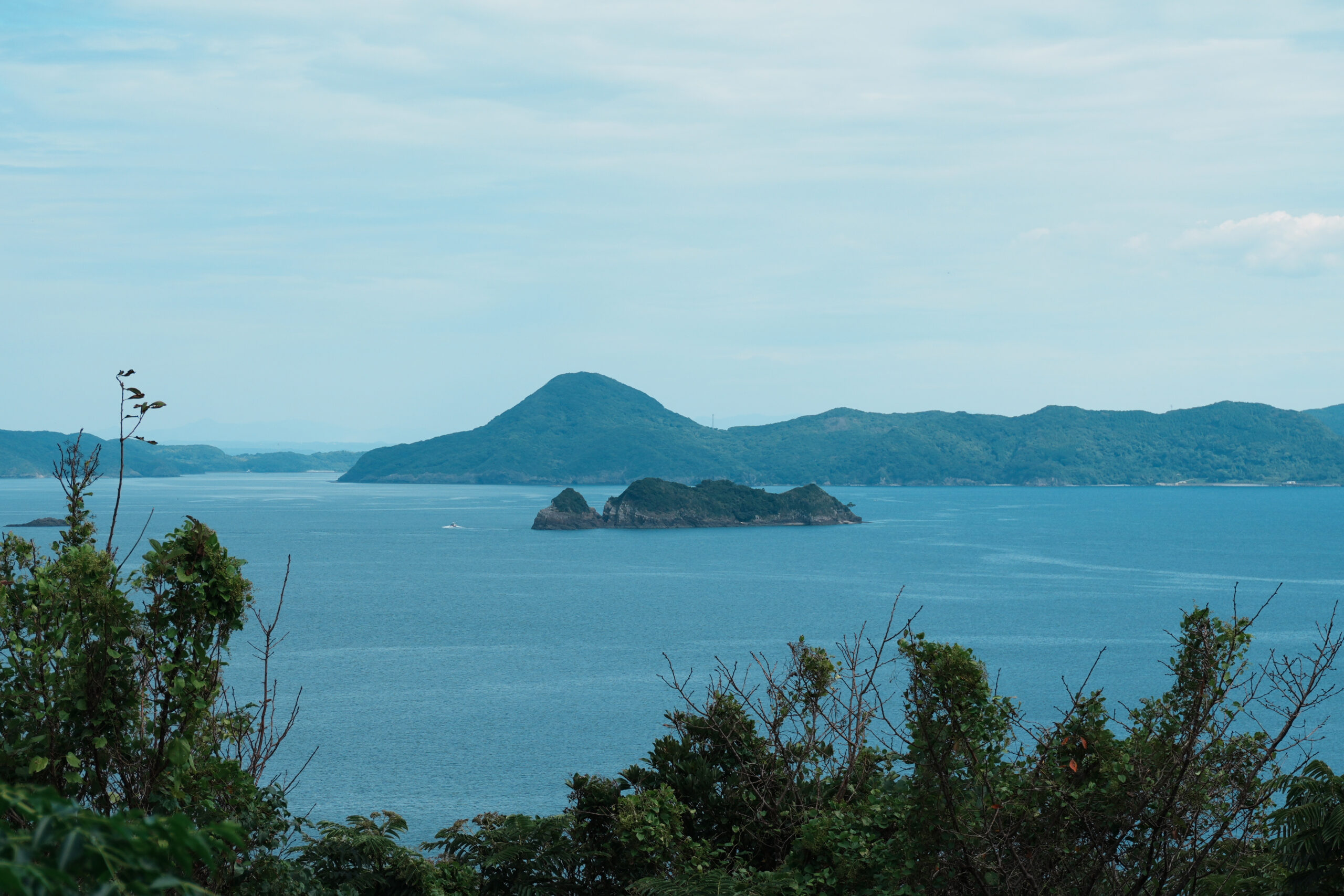 黒瀬の辻から望む中江ノ島